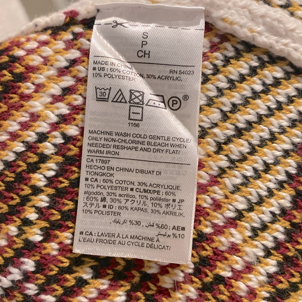 Sweater - Picture 4 of 5